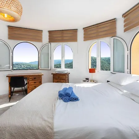 Vall Repos By Interhome